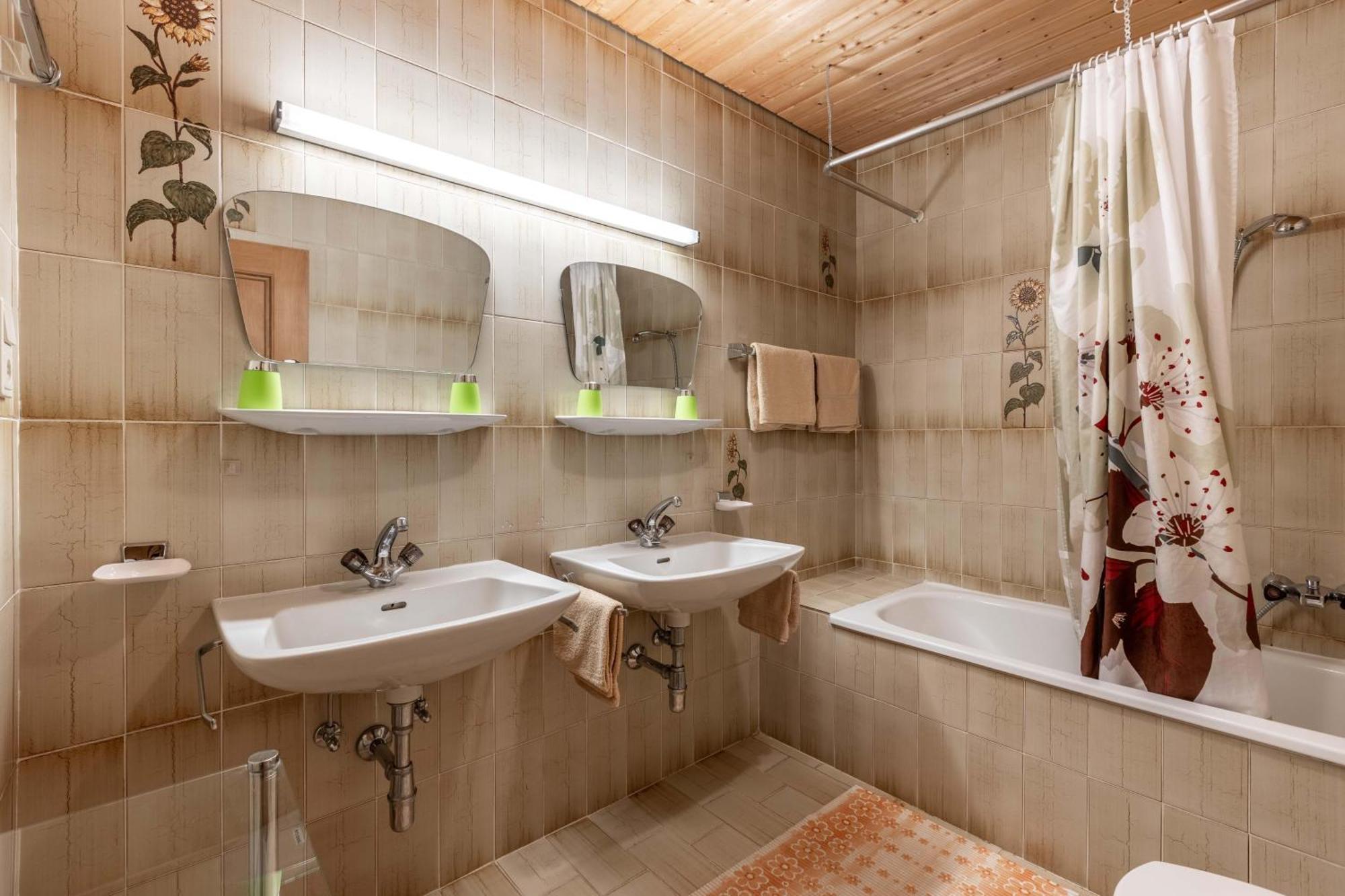 Haus Weinberg Apartment Pettneu am Arlberg Luaran gambar
