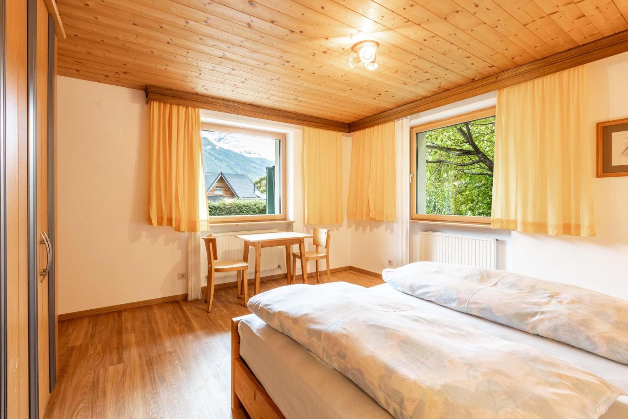 Haus Weinberg Apartment Pettneu am Arlberg Luaran gambar