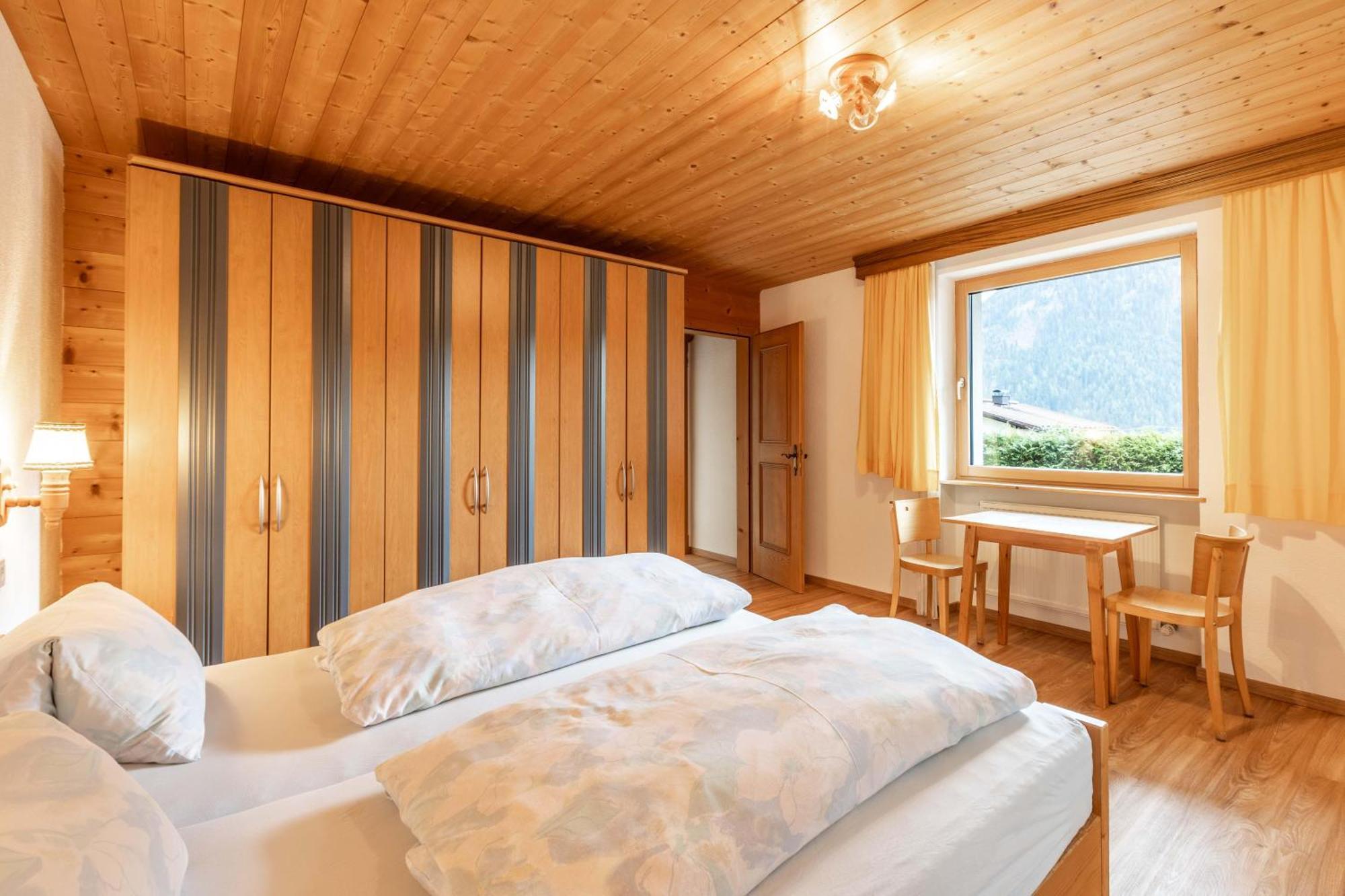 Haus Weinberg Apartment Pettneu am Arlberg Luaran gambar