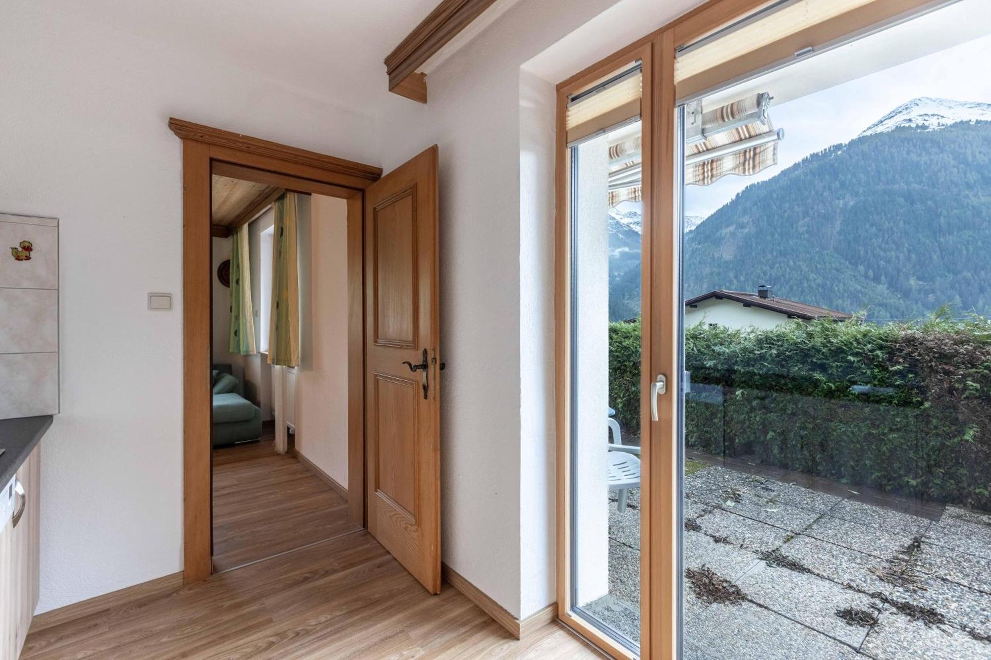 Haus Weinberg Apartment Pettneu am Arlberg Luaran gambar